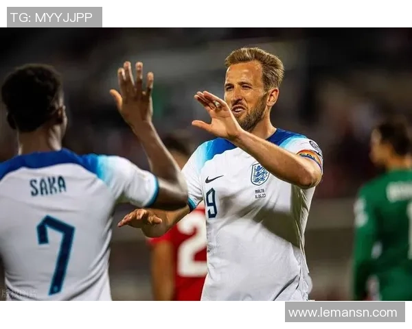 杭州足球队以51分领跑欧锦赛积分榜展现强大实力