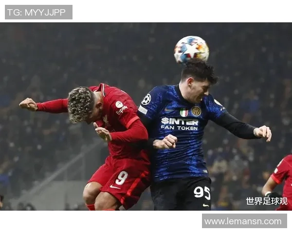 欧冠足球明星精彩瞬间回顾与赛场魅力解析 欧冠足球明星精彩瞬间回顾与赛场魅力解析