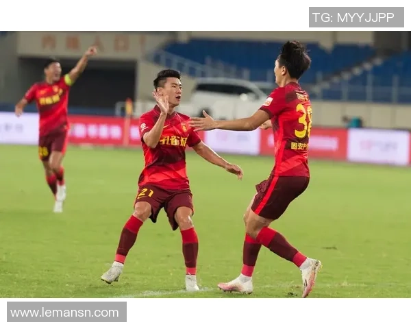 上海网球队以99分领跑世锦赛积分榜展现强劲实力